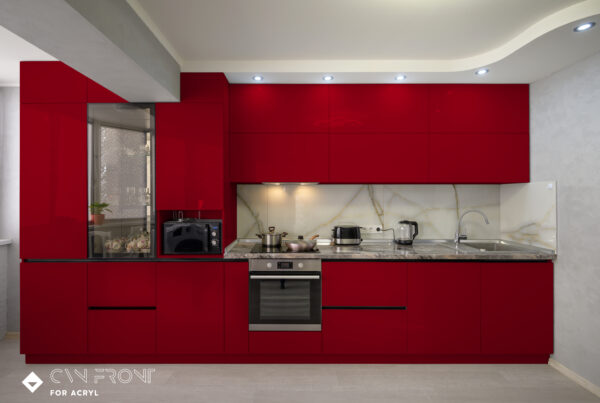 C018 Glossy surface Lady Red